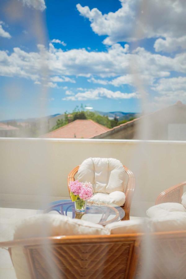 KaštelaOtiumアパートメント エクステリア 写真